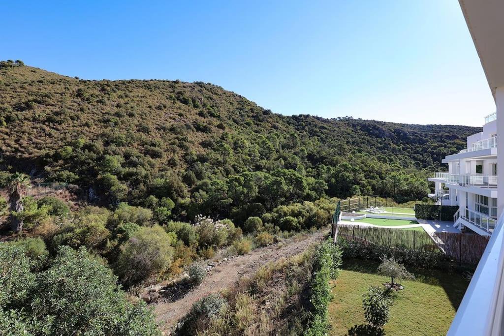 Riverside Benahavis Holiday Rental Apartment ภายนอก รูปภาพ